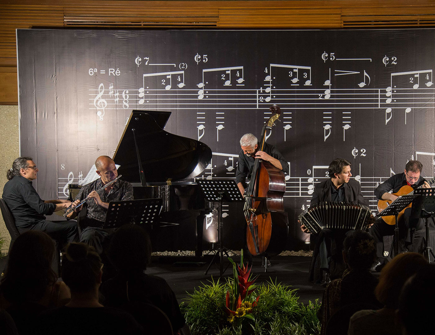 PIAZZOLLA & C. - Domenica 31 Luglio 21:00  - Museo Archeologico di Teanum Sidicinum - Teano 